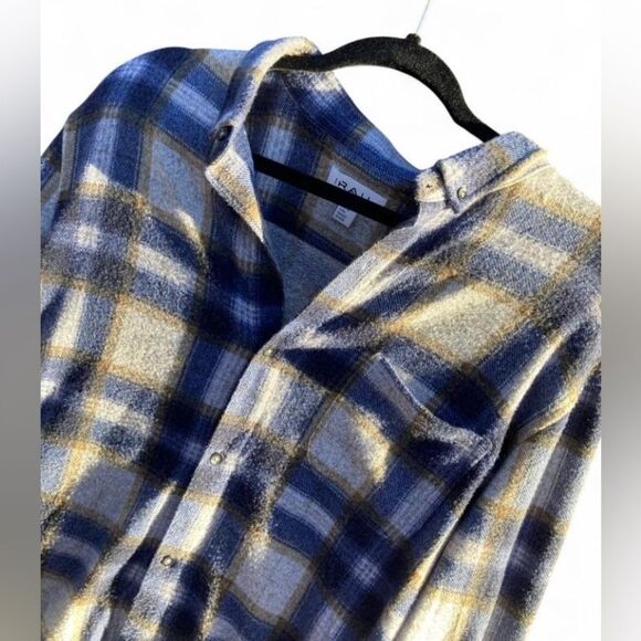 The Rail Blue,Grey and Brown Plaid button down - Picture 4 of 7
